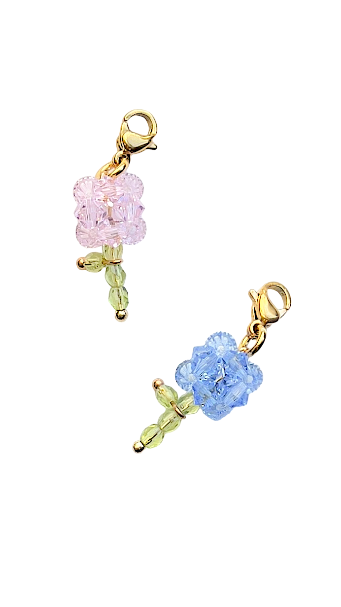 Single Charm: Pink Hydrangea