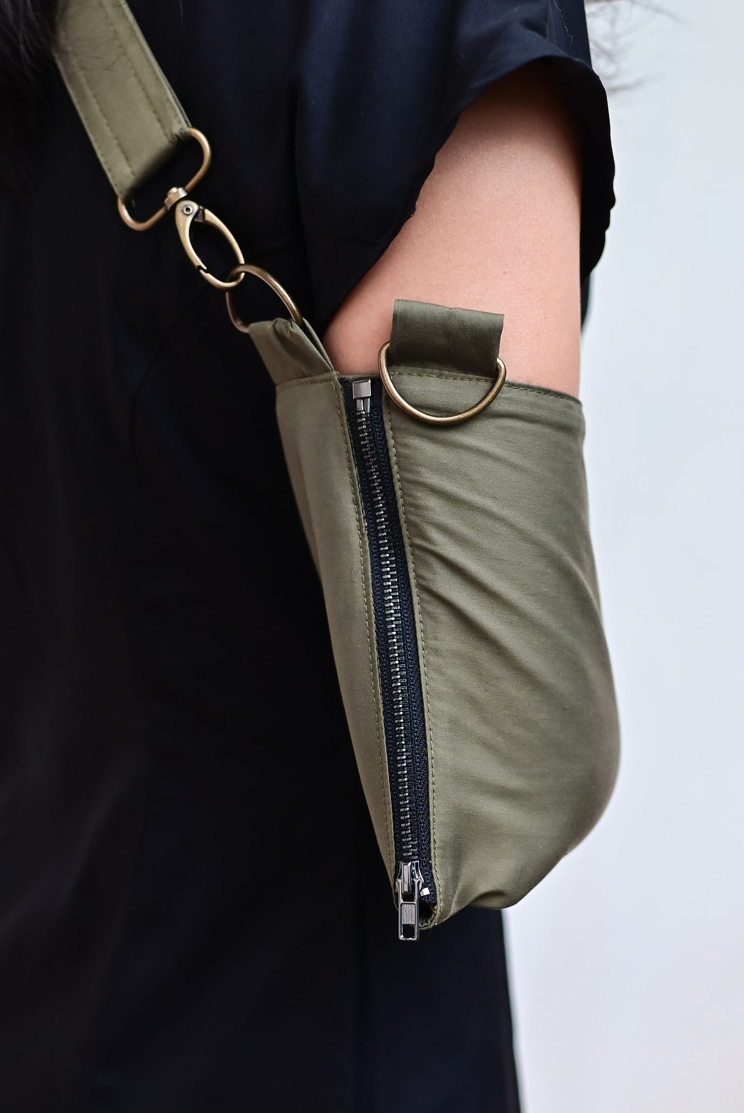 Convertible Arm Sling Bag