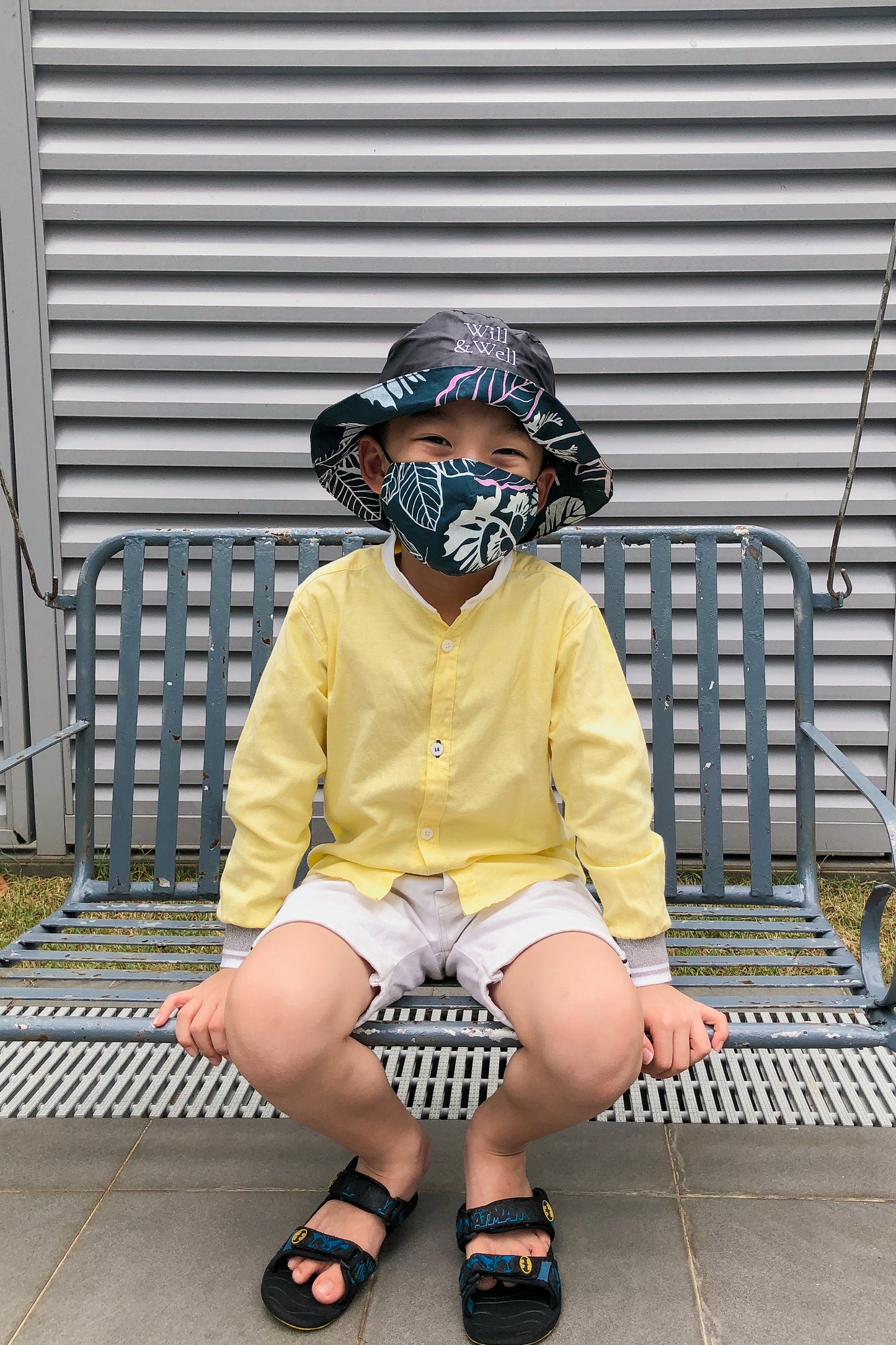 Leave UV: Duckbill Mask