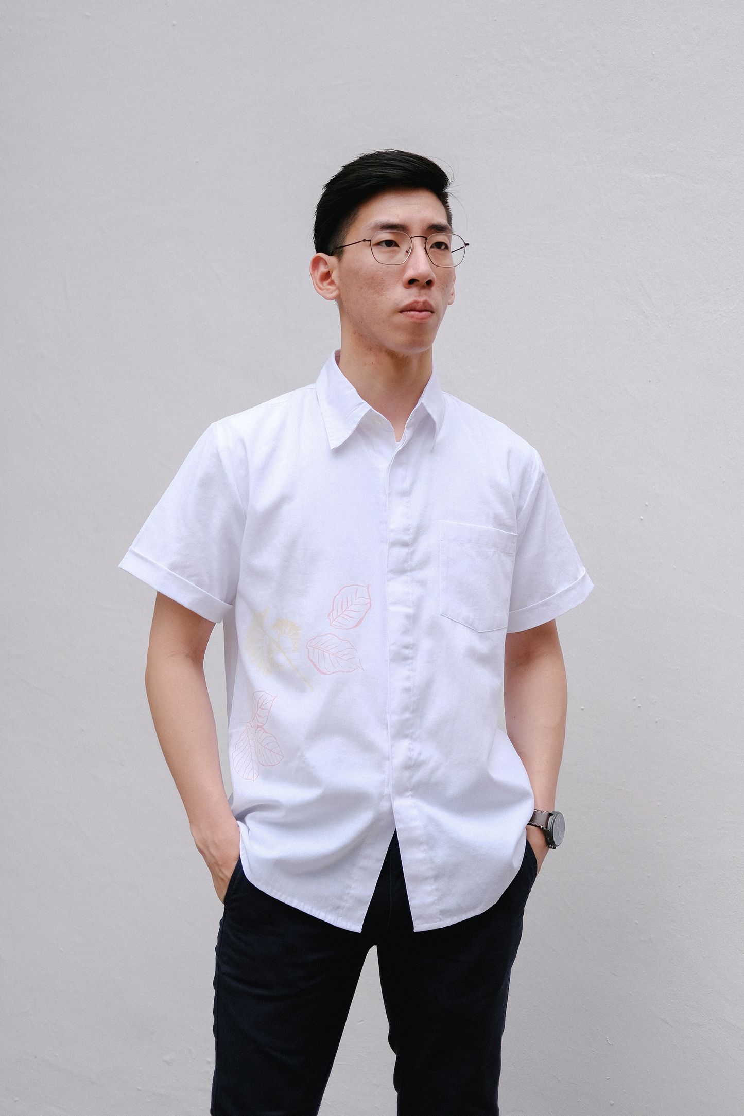 Leave UV: Slim-Fit Short Sleeve Shirt