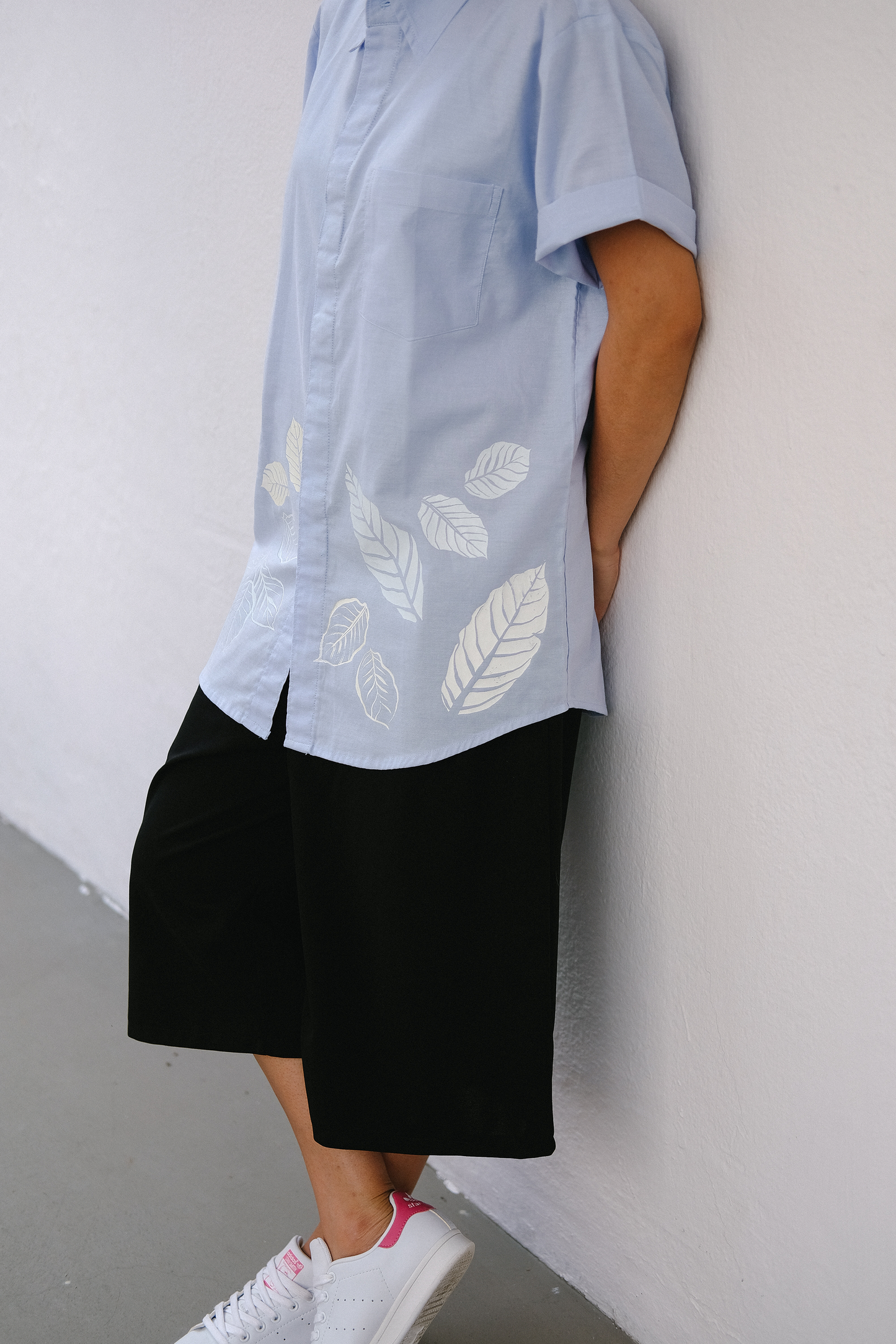 Leave UV: Slim-Fit Short Sleeve Shirt