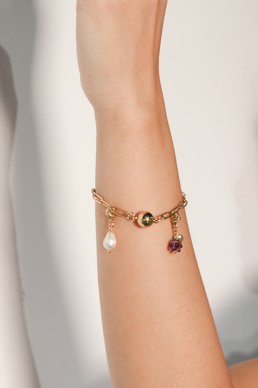 Single Charm: Mini Baroque Pearl